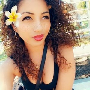 Meet your Posher, Daniela